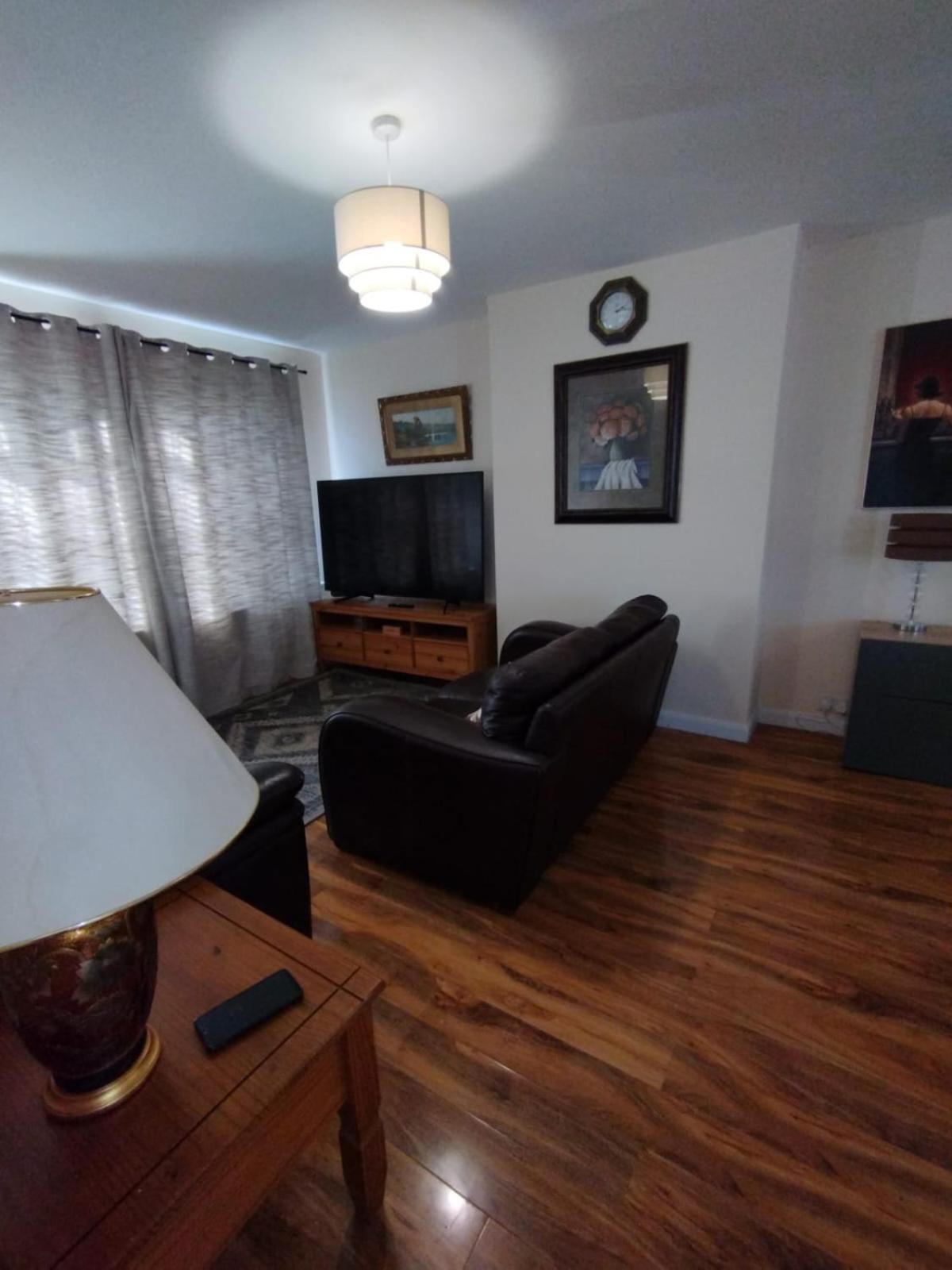 Edinburgh Villa 3 Bed Rooms House In Edinburgh - Private Parking Exterior foto